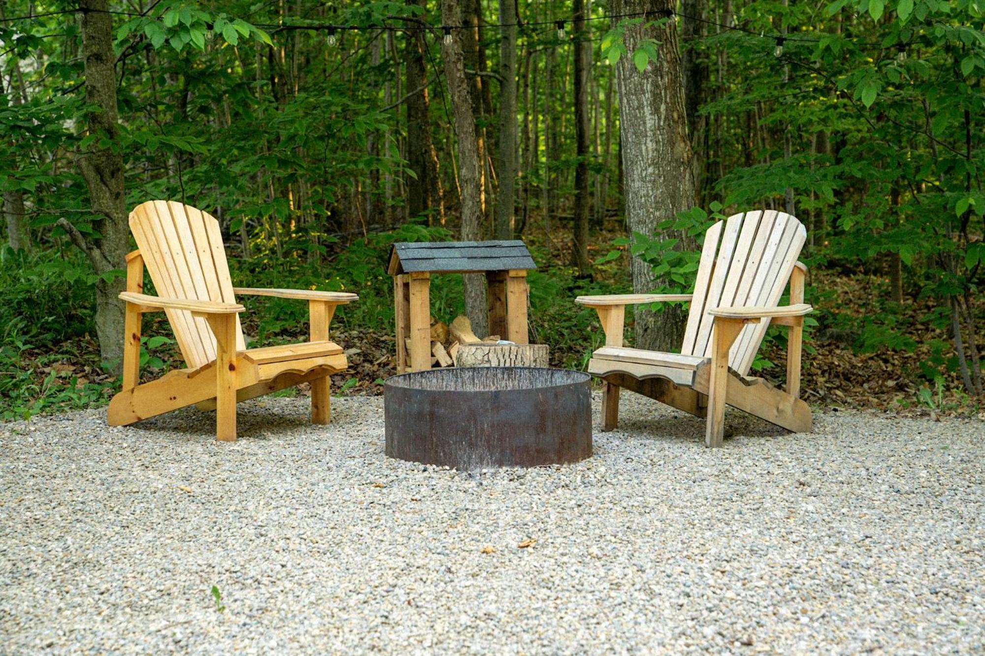 Отель Grotto Getaway Miller Lake Экстерьер фото