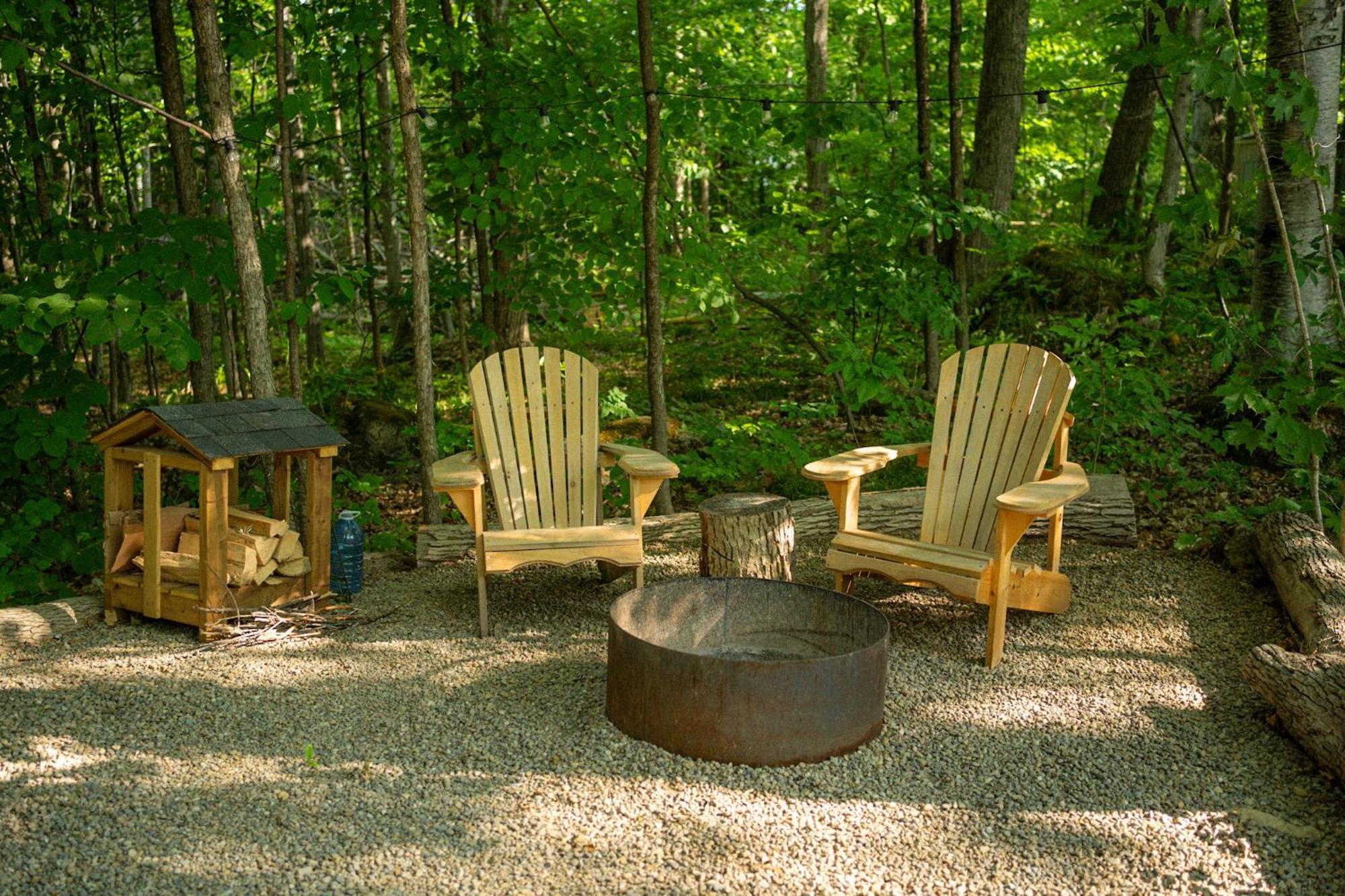 Отель Grotto Getaway Miller Lake Экстерьер фото