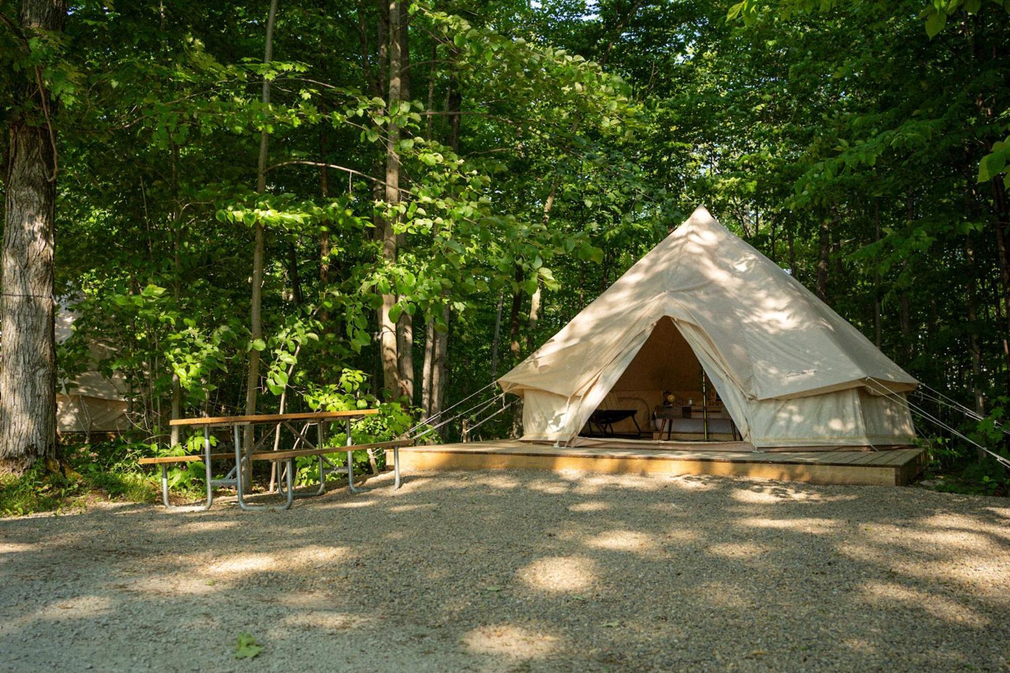 Отель Grotto Getaway Miller Lake Экстерьер фото