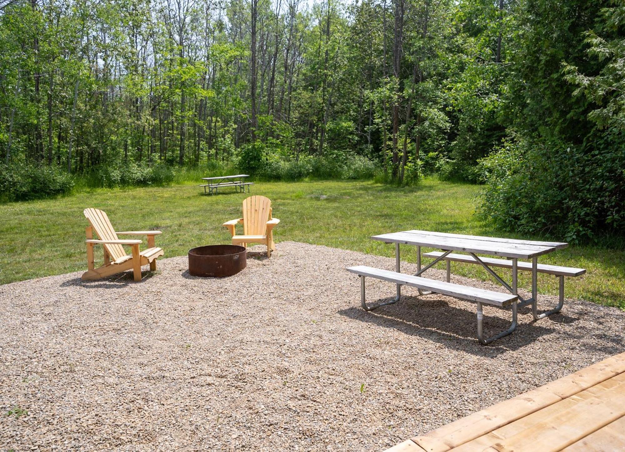 Отель Grotto Getaway Miller Lake Экстерьер фото